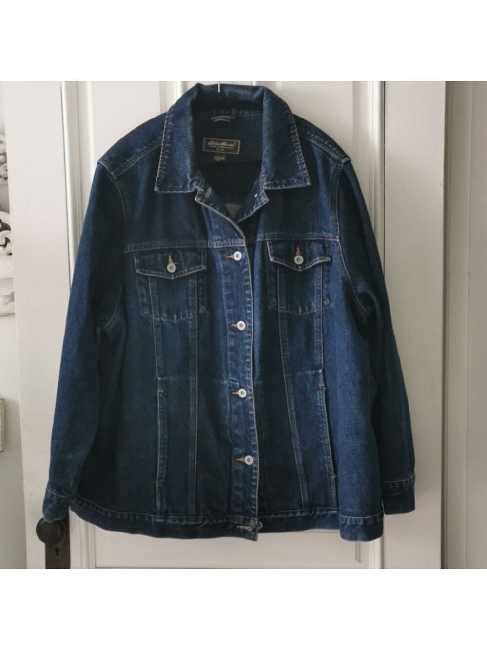 Y2K Womens Eddie Bauer  denim jean jacket with sequined butterfly 🦋 Size 3X